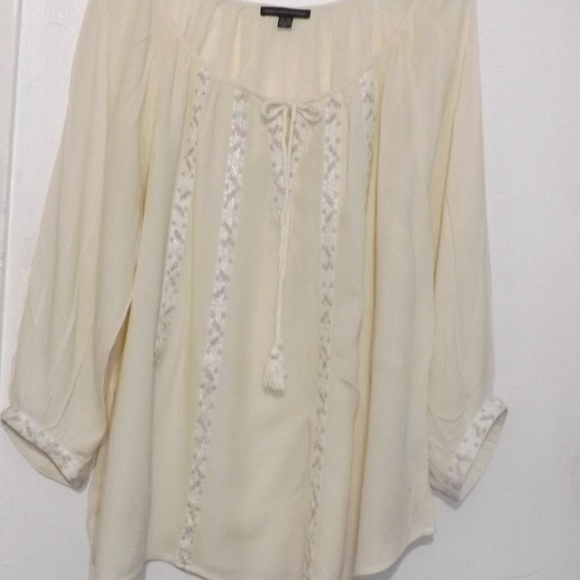 American Eagle Outfitters Tops - American Eagel Blouse..Free Shipping